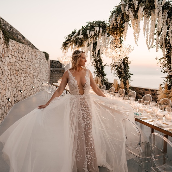 Berta Muse Inbar Wedding Dress - Picture 11 of 13